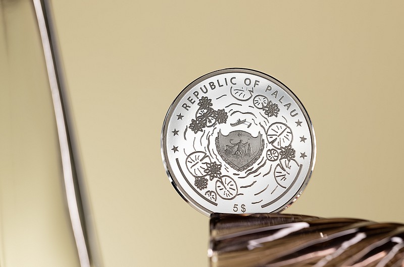 VÁŽKA coin Lily Pad Dragonfly Ultra High Relief – 1 oz stříbrná mince